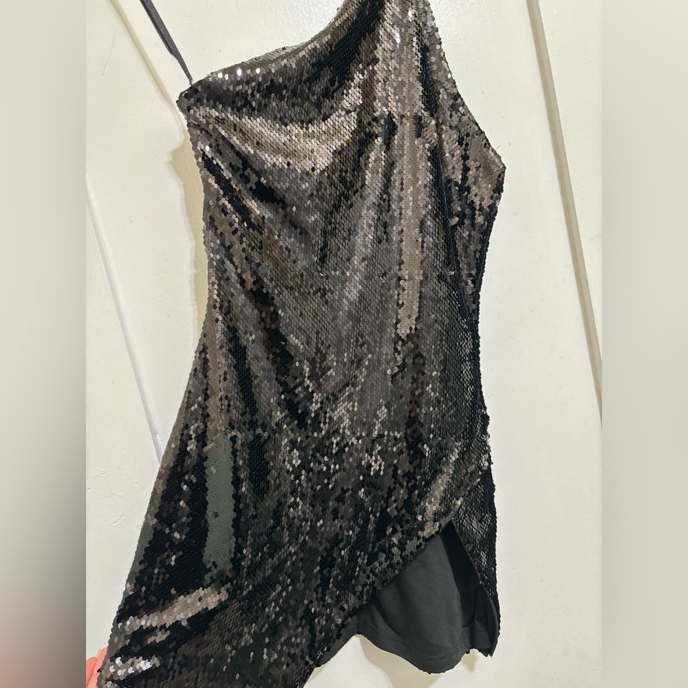 Trisha Mini Dress in Black sequin 
h:ours size XS - Picture 5 of 5